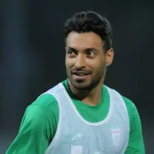 شجاع پیراهن خود را به هیچکس نمیدهد! (عکس)