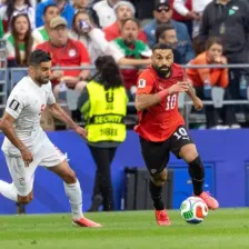 سمت چپ ایران برای میلاد بود نه صلاح!