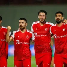 شمسآذر صفر - پرسپولیس ۲: ظهور گلزنان جدید