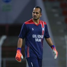 گروسیان کلینشیت کرد و نیمکتنشین شد!